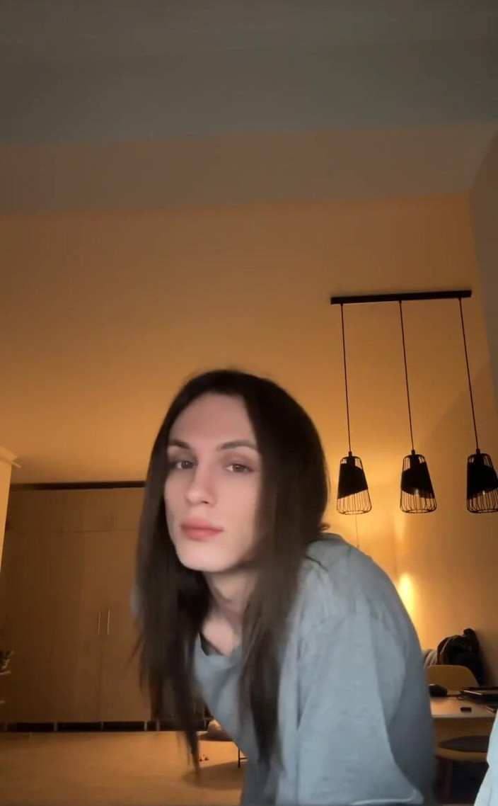 TS Kylie Star: Jestem taki znudzony ... sexting i szarpanie się z kimś byłoby świetną...