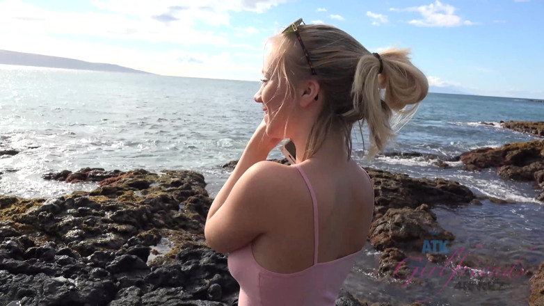 ATK Fans (Girlfriends): Vacaciones virtuales en Hawaii con Bailey Brooke parte 1