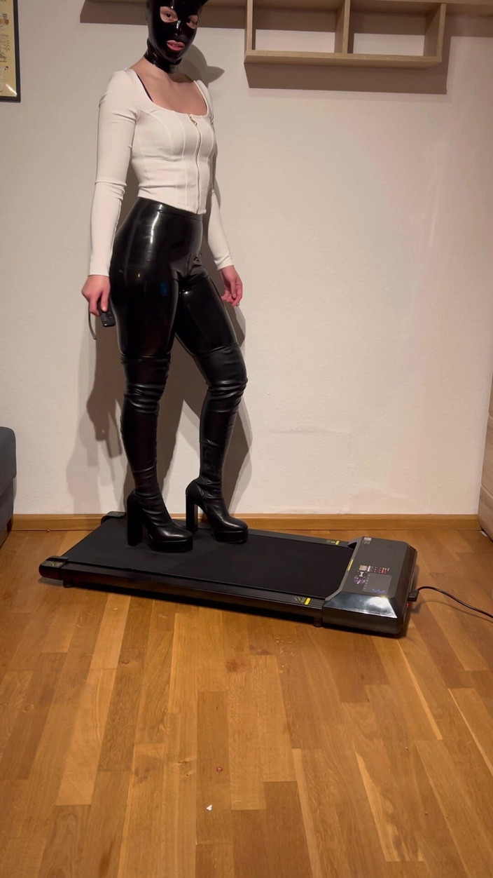 LillyLeather: Latex Teen Is Walking in Different Boots and High Heels...