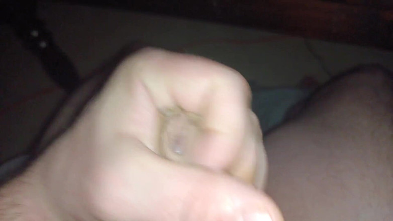 Uhri: Masturbasi dan crot sperma banyak banget