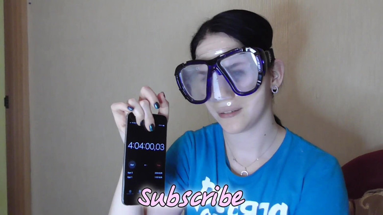 Anna Sky: 戴着潜水面具和口交4小时