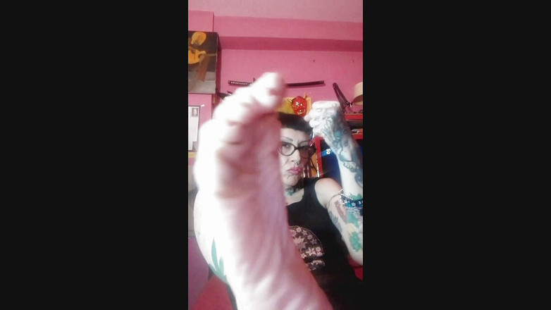 Miss Wagon Vegan Fetish: Мисс Wagon Vegan - Sawn воображаю, чтобы пососать мой вросший ногть, и я говорю тебе, как мастурбировать (вросший ногть)