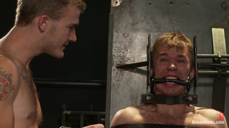 Bound gods: 酒吧束缚联播2