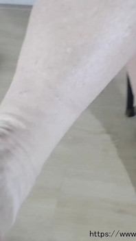 Leggy Close up