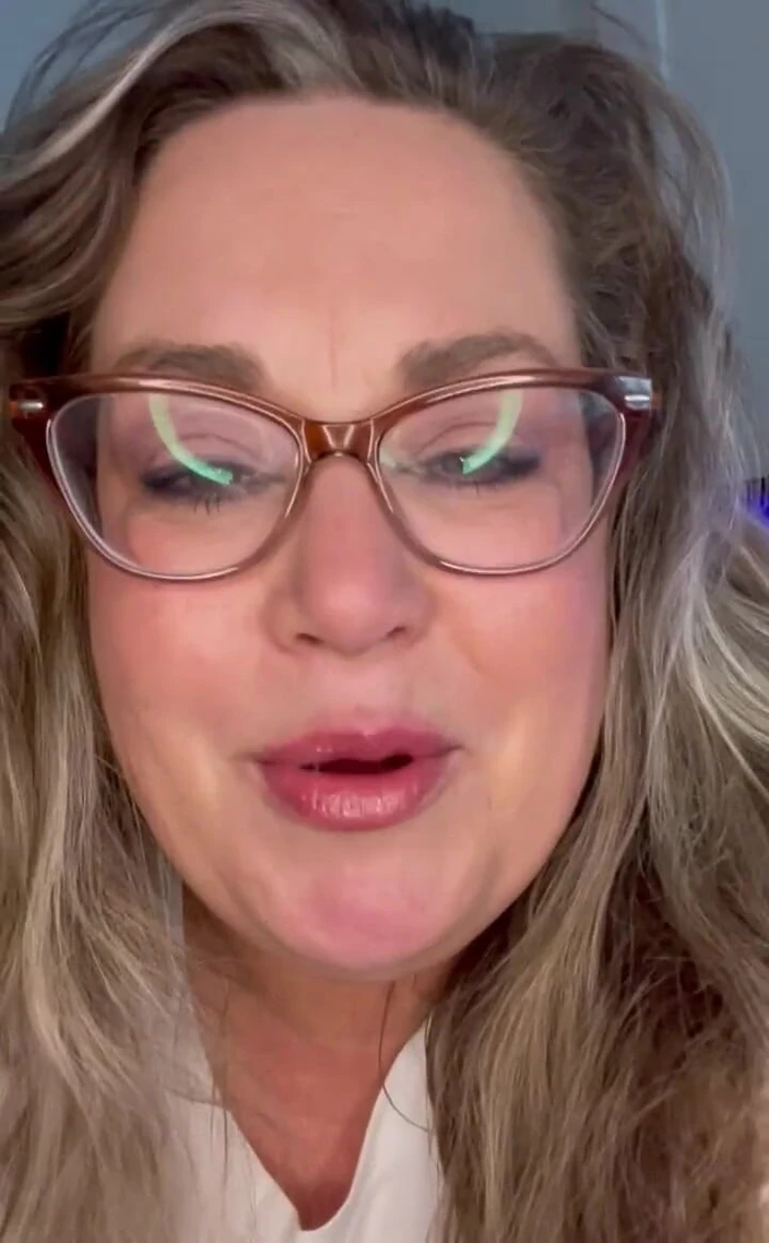 Lily Bay: BBW MILF Dirty Talk Session