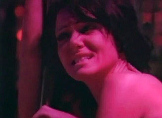 3some Bangers: Dua cewek seksi bersenang-senang dengan pria yang beruntung di klub...