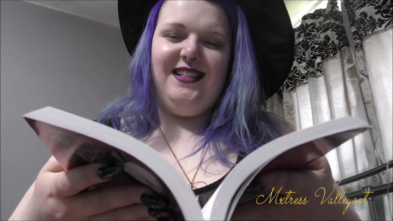 Mxtress Valleycat: A well read nob