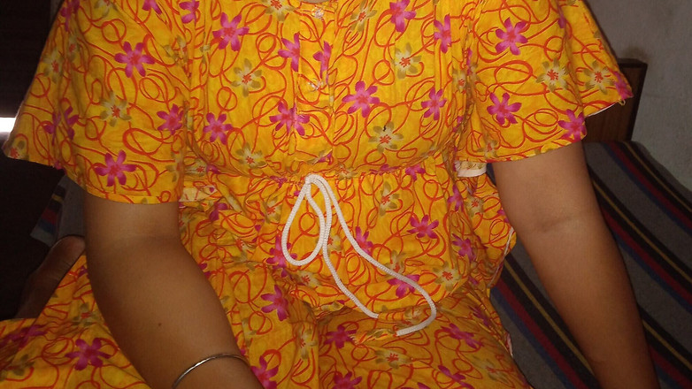 Baisakhi: Desiインドのかわいい彼女初めての性別にホテル