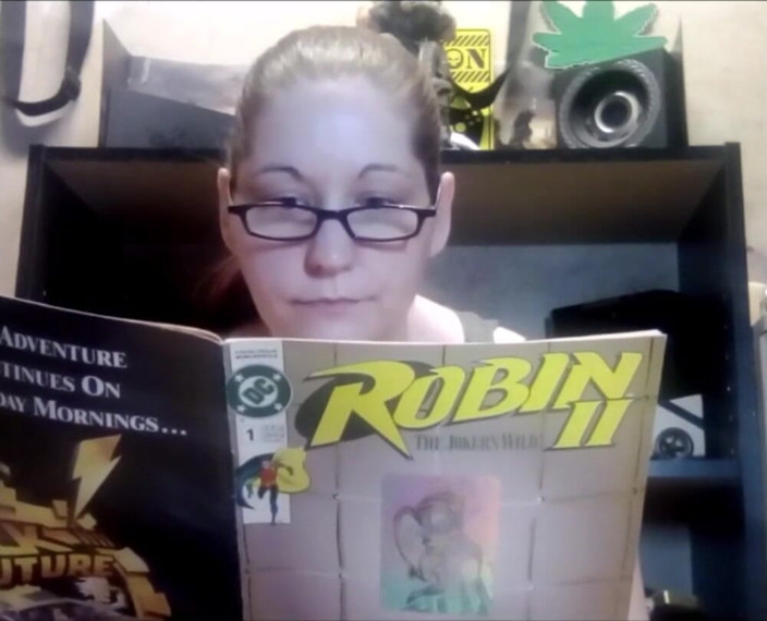 Queen Mea: Nerdy girl ignoring you