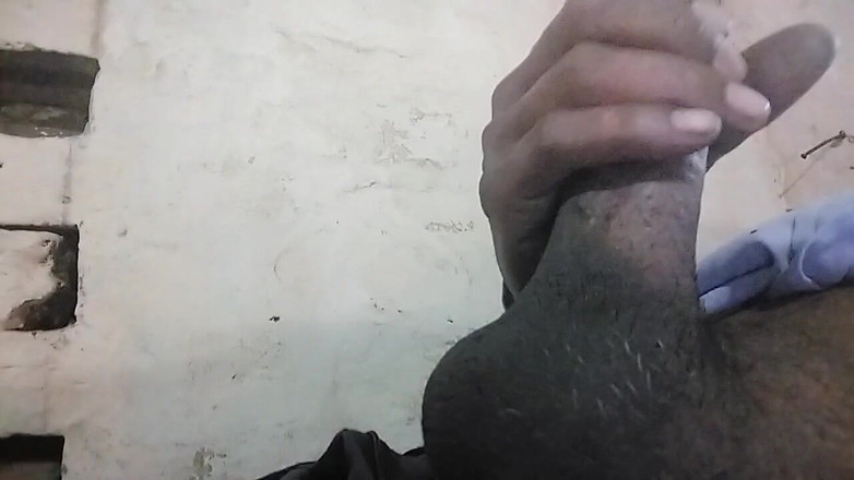 A_k_93152: Super modèle bite