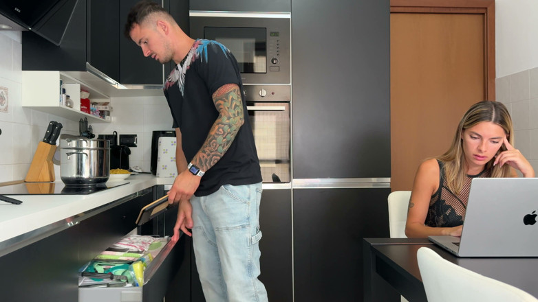 Tommy e Annika: Dovevamo Cucinare E Mangiare Prima Di Uscire, Invece Mio Scopato...
