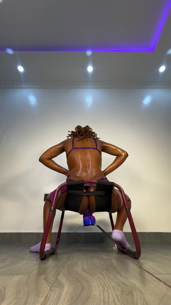 SEXXY-DAISY: Von hoch drauf hüpfen macht die orgasmen noch besser