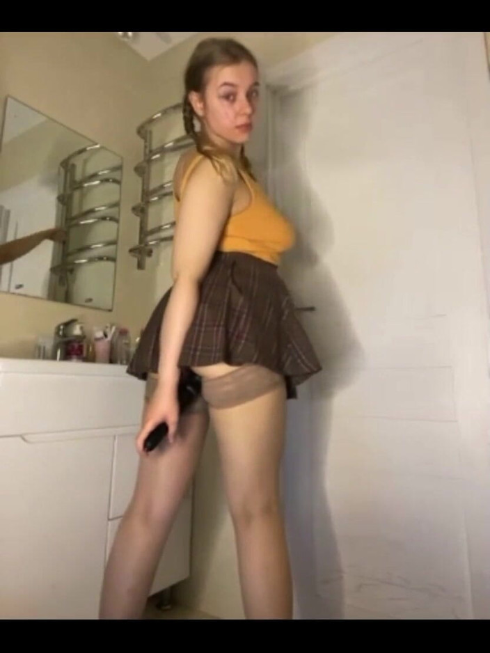 JuiceLussie: My Stepsister Fucking with Big Dildo in Bathroom