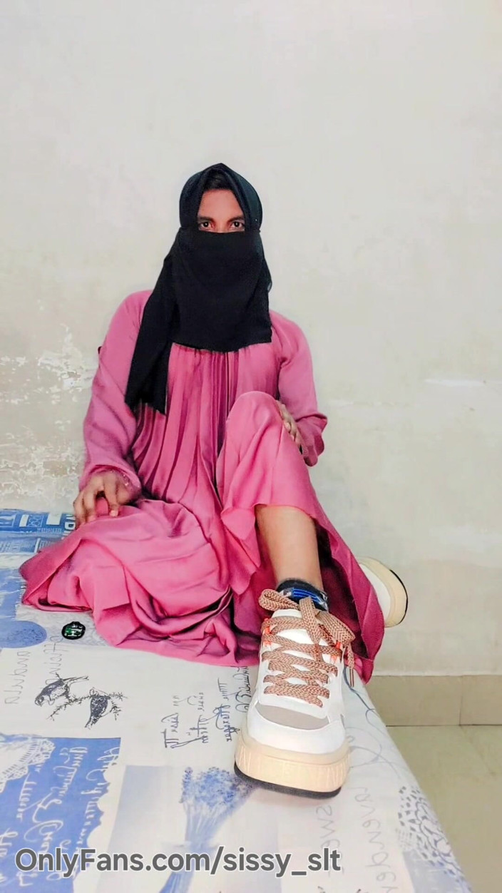 Sissy Slut Simran: Hijabi Muslim Hijda Kinner Ladyboy