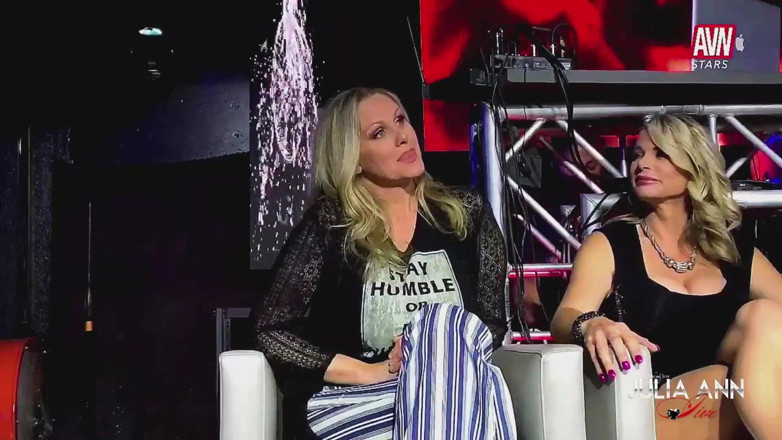 Julia Ann: Mein Avn-roast-finale!