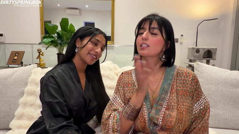Aaliyah Yasin: Aaliyah and Yasmina Reunite for Eid