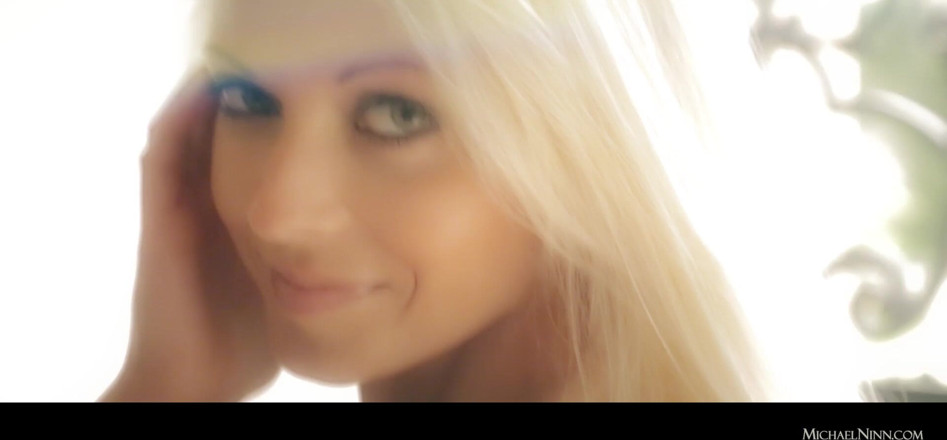 Radical Solo: Erotica with Blondie