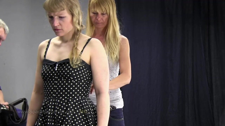 Spanking Server: Sara in a bare back whip session with her hands...