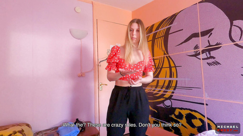 Milfetta: 経験豊富なホステルのホステスが、手の届きにくいゲストを手っ取り早くファックに誘い込みました