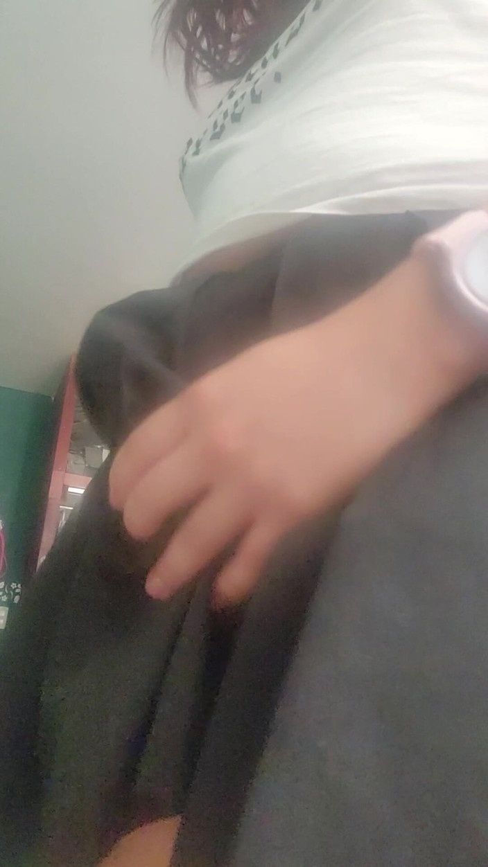 Crystal Phoenix: 바이브레이터를 사용하는 좋은 소녀인가요?