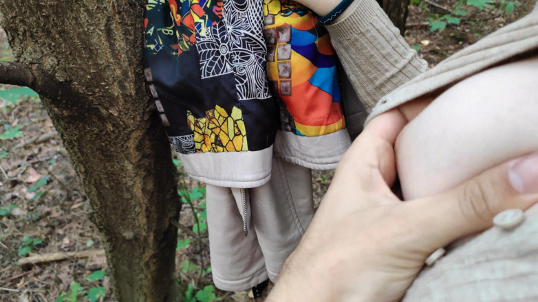 Super Jopka: Beautiful chick caught in the woods