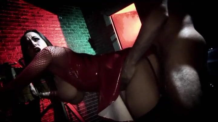 Cryptostudios: Гаряча натуральна красива матуся отримує лупцювання і займається грубим і хардкорним сексом