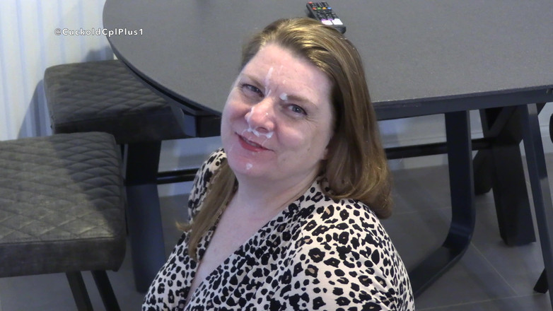 HotwifeRachel: Üvey Oğul Mutfakta Sakso Çekiyor