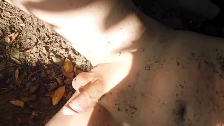 Kitty_Cross: 완벽한 엉덩이와 미소로 야생으로 노는 아름다운 계집애