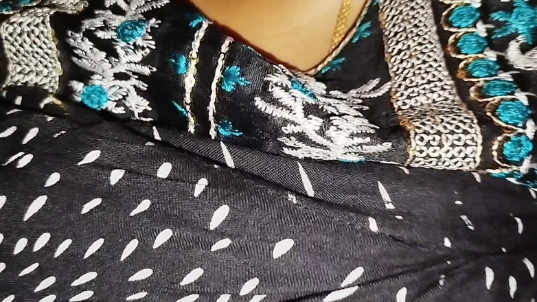 Deshi women: Chica del pueblo en apretado coño al aire libre video...