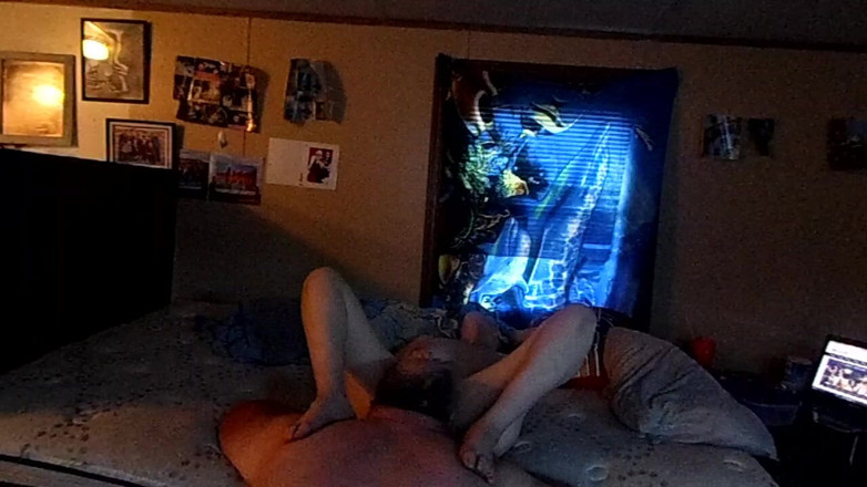 Hot wife entertainment: Bebeğimin üstüne gidiyorum
