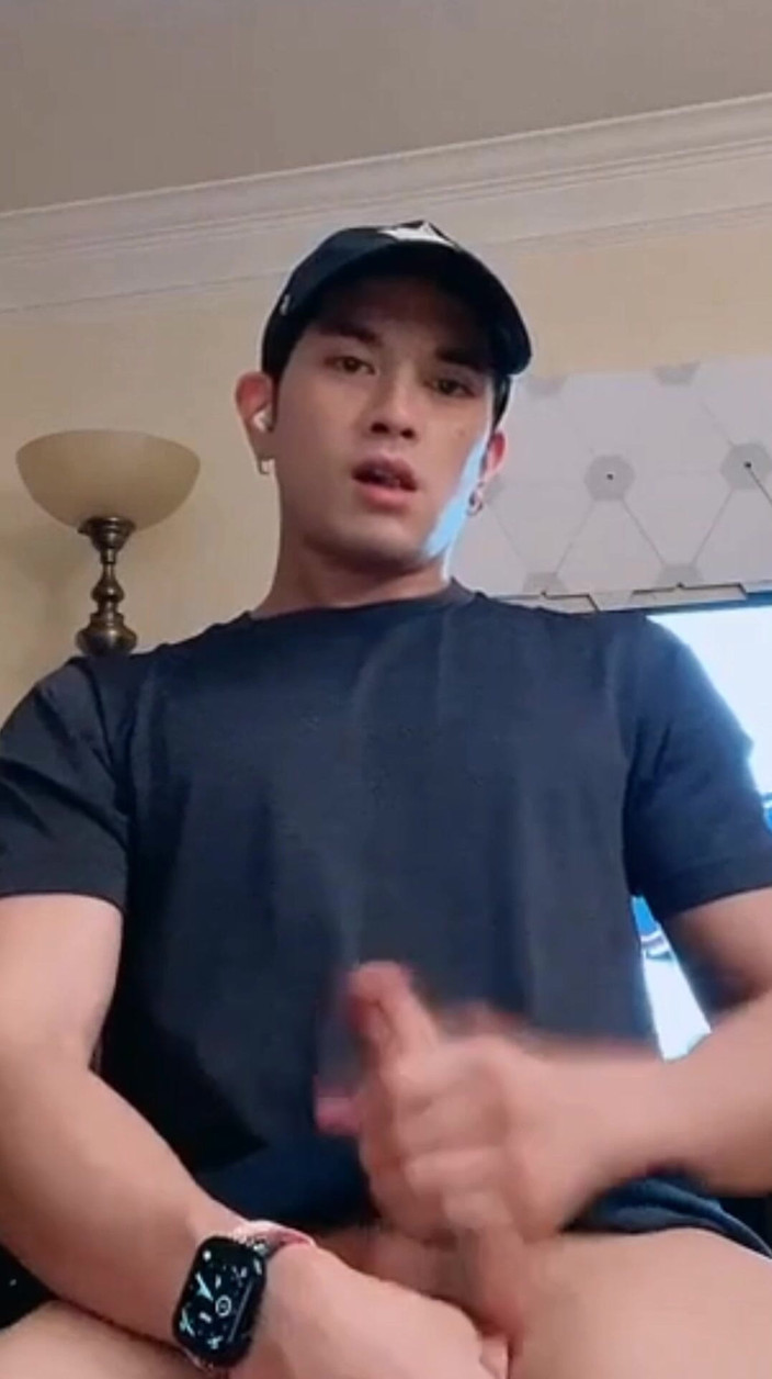 Louswee: "Samotne poranne pobudki – naturalny nastrój i to, czym jest