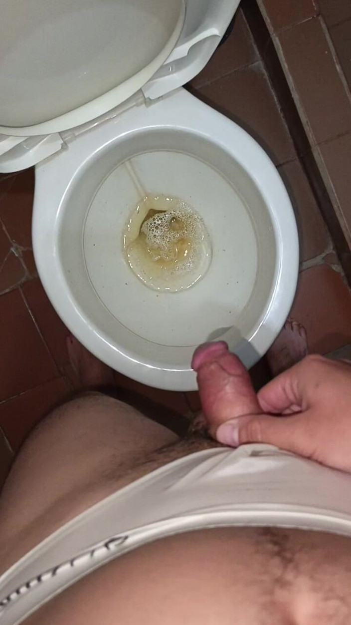 charlessteel: Hot and Dirty Piss Compilation