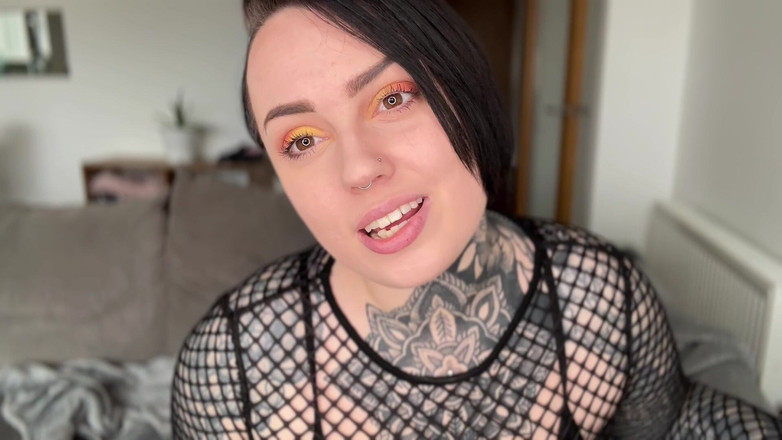 Miss Valentina: 큰 자지 등급