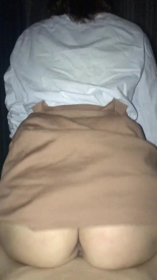 Good_view: Mój szef przeleciał mnie po korporacji i dał mi bonus...