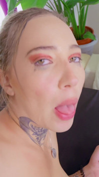 The Queen Hailey Anal Smashing