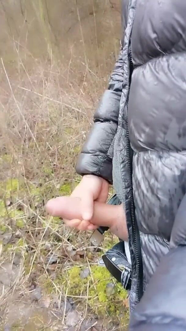 Idmir Sugary: Venku prší, takže taky udělám svého ptáka "déšť"