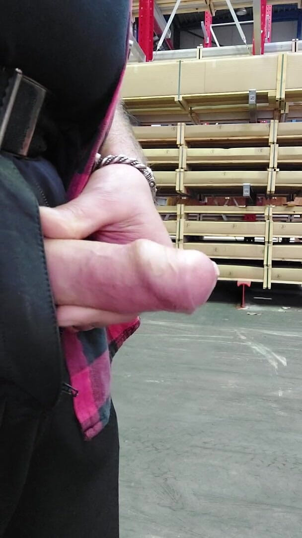 Leckerli67: I was so horny in business