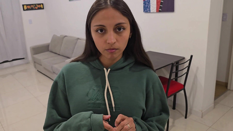 Tunenitovergon: ヤングフィットネスがトレーニング後にフェラチオを受ける!