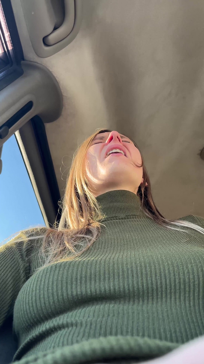 Cur1ouscoup420: Tunjukkan palam awak, si jalang