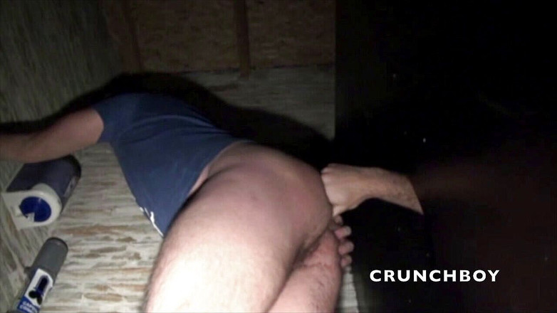 Crunch Boy: Morgan在寻欢洞中被顶级阿拉伯人用来发泄