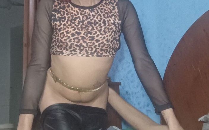 Femboy from Colombia: No último momento é o melhor momento dando tudo