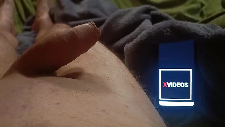 kickerscooter: Amateur Cock Jerking in the Duvet