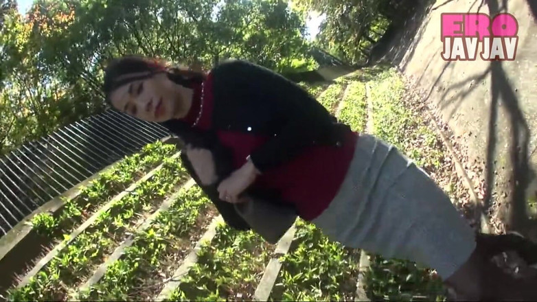 Eros-JavJav: 饥饿的欲望。无法抗拒热量的已婚女人。- 1