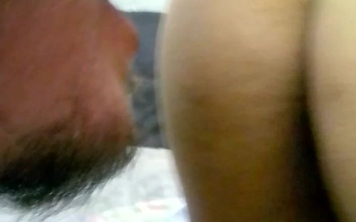 hothouse18xxx: Styvpappa fångade 18 -årig liten styvdotter naken, och gå och hjälp henne...