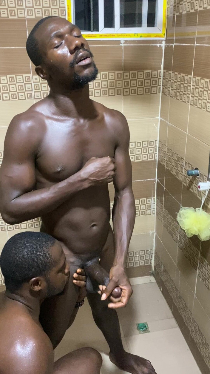 yomiangels1aa: Bathroom Waking