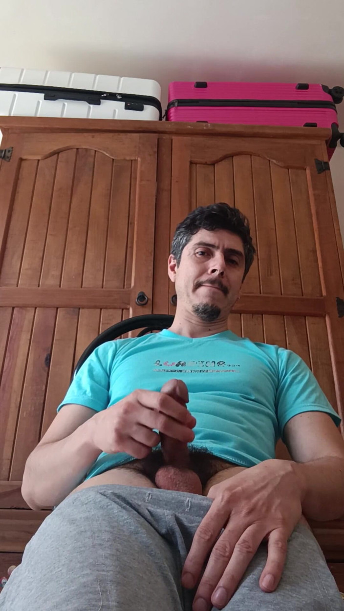 Tabasco Jake: Masturbating My Big Cock to Videos