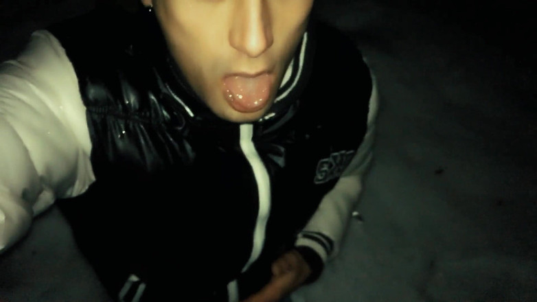 Idmir Sugary: Bermain dengan Cruisers pancutan dalam mulut pada lutut saya selepas...