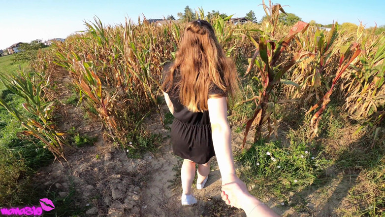 Mana310: Scopami nel campo e vieni dentro di me