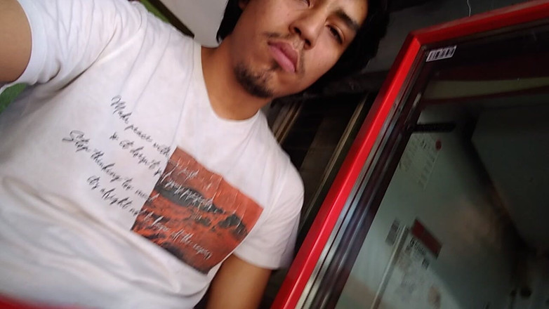 AlexAlejandro13: 자지를 빨고 따먹히는 핫한 갈색 머리