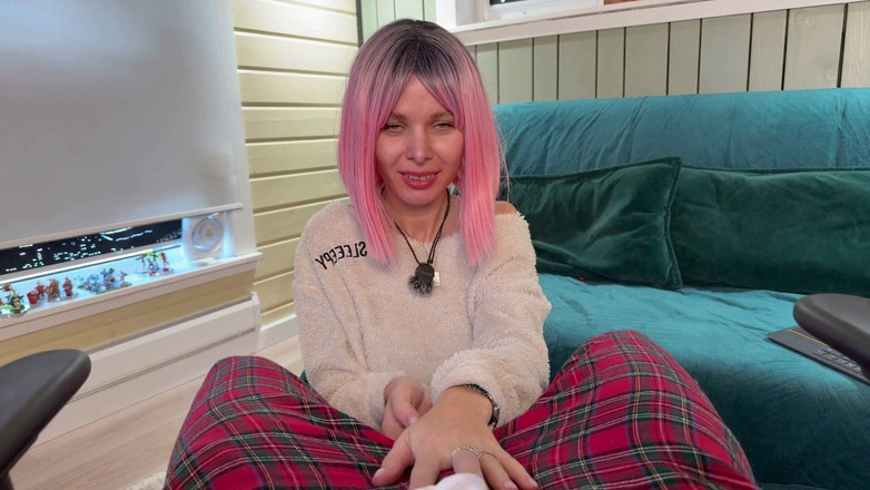 Sandy and Chris: Hadiah Tahun Baru Dan Krismas Terbaik - Adakah batang keras dalam...